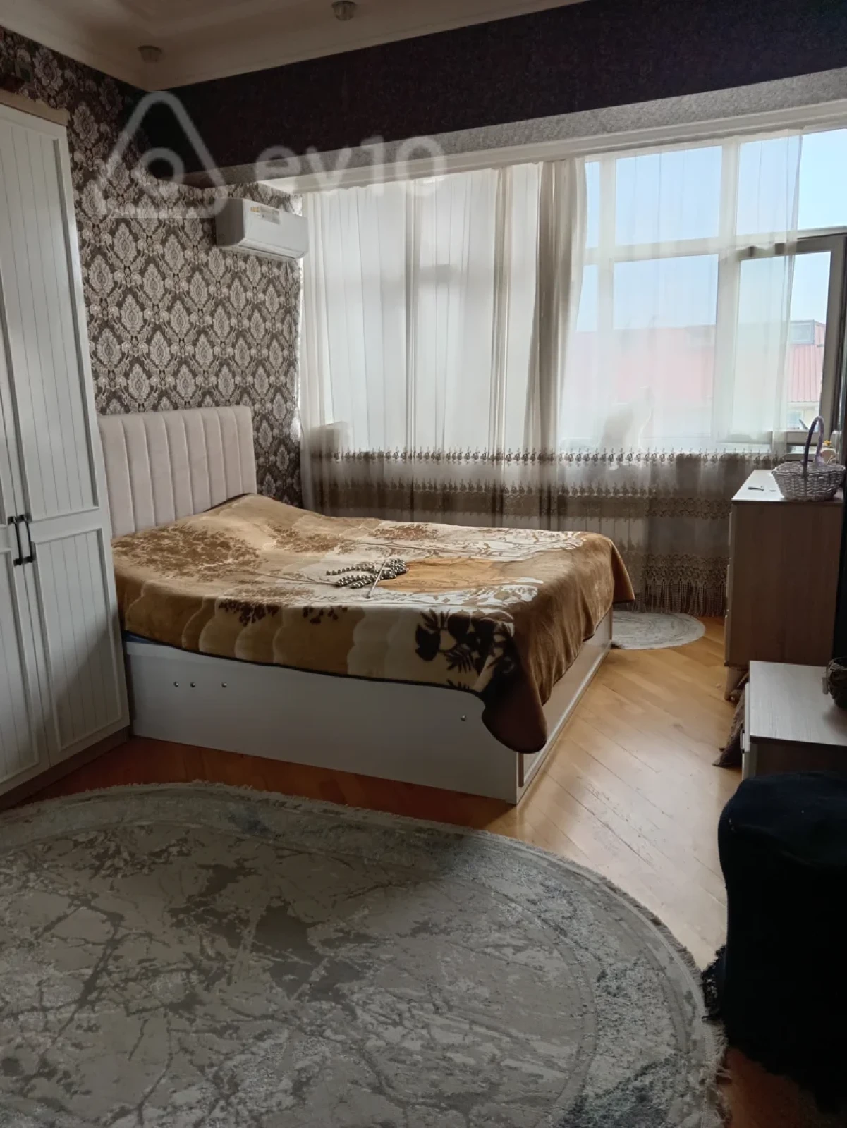 Satılır 2 otaqlı yeni tikili 92 m²