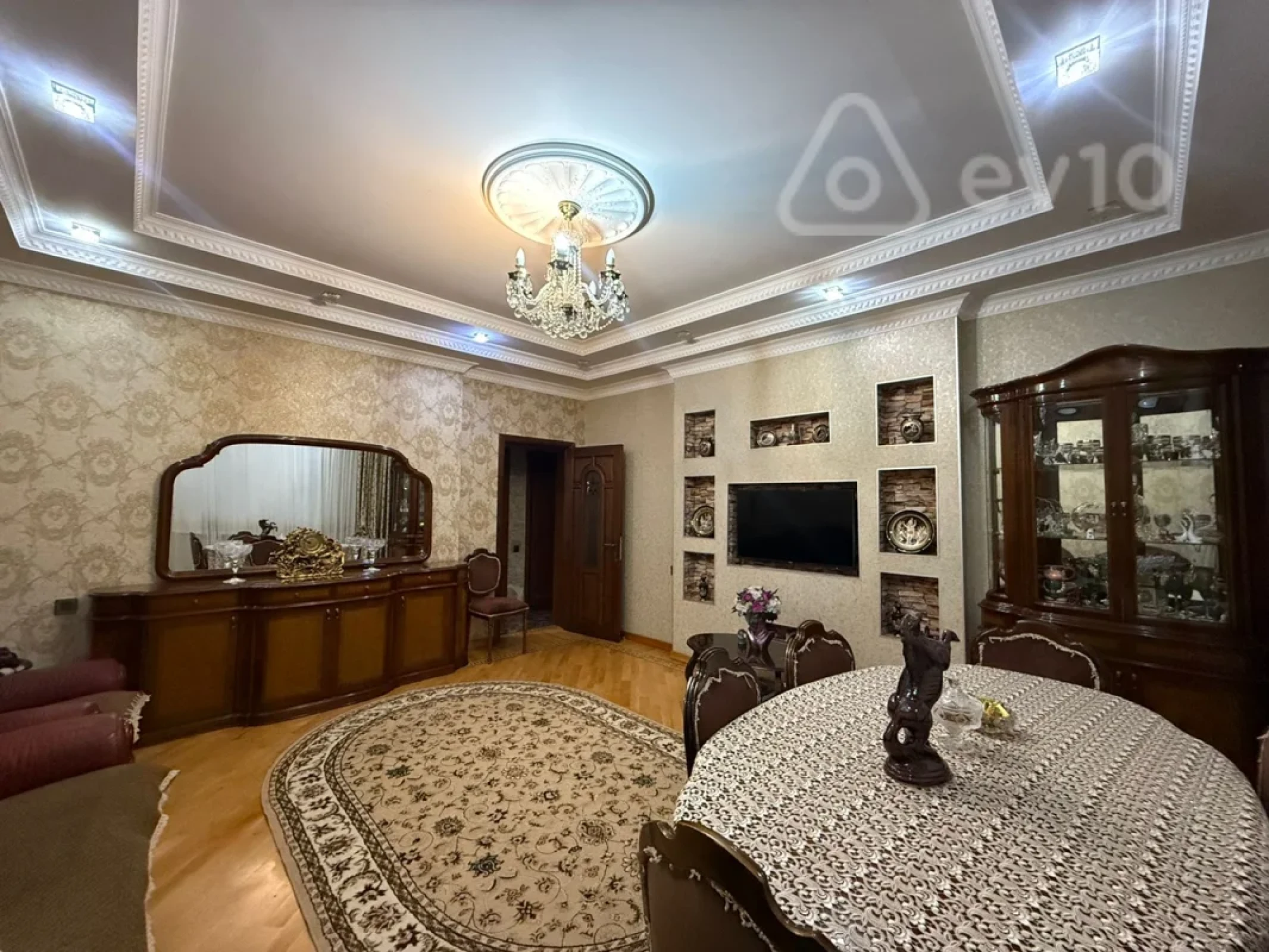 Satılır 2 otaqlı yeni tikili 92 m²