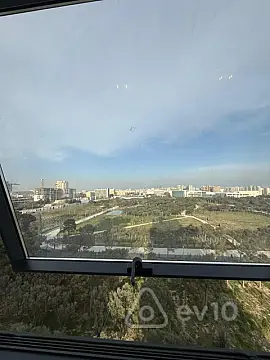 Kirayə verilir 2 otaqlı yeni tikili 77 m²