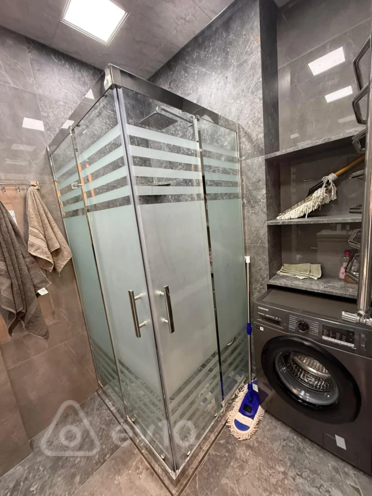 Kirayə verilir 2 otaqlı yeni tikili 77 m²