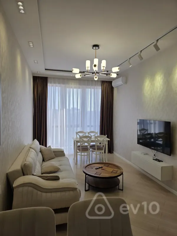 Kirayə verilir 2 otaqlı yeni tikili 60 m²