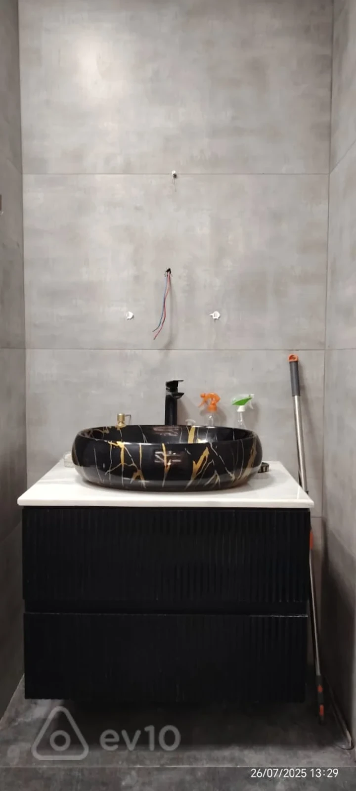 Kirayə verilir 2 otaqlı yeni tikili 89 m²