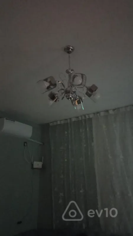 Kirayə verilir 2 otaqlı həyət evi 45 m²