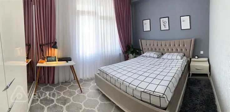 Kirayə verilir 2 otaqlı yeni tikili 67 m²