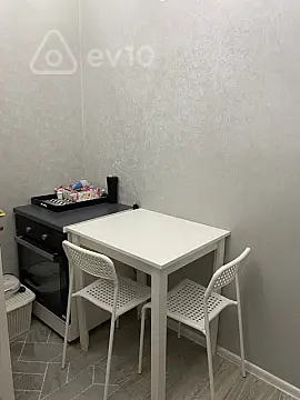 Kirayə verilir 2 otaqlı yeni tikili 67 m²