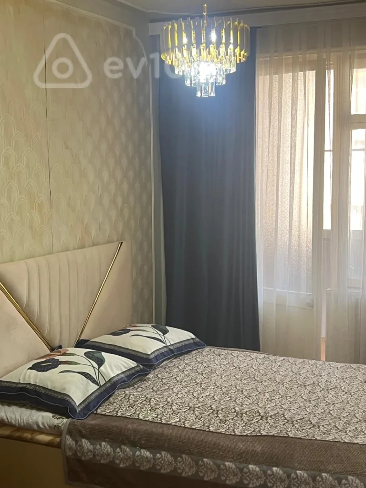 Kirayə verilir 3 otaqlı köhnə tikili 88 m²