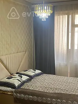 Kirayə verilir 3 otaqlı köhnə tikili 88 m²