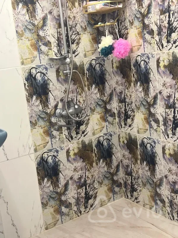 Kirayə verilir 3 otaqlı köhnə tikili 88 m²