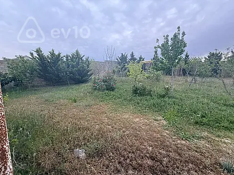Satılır 1 otaqlı həyət evi 60 m²