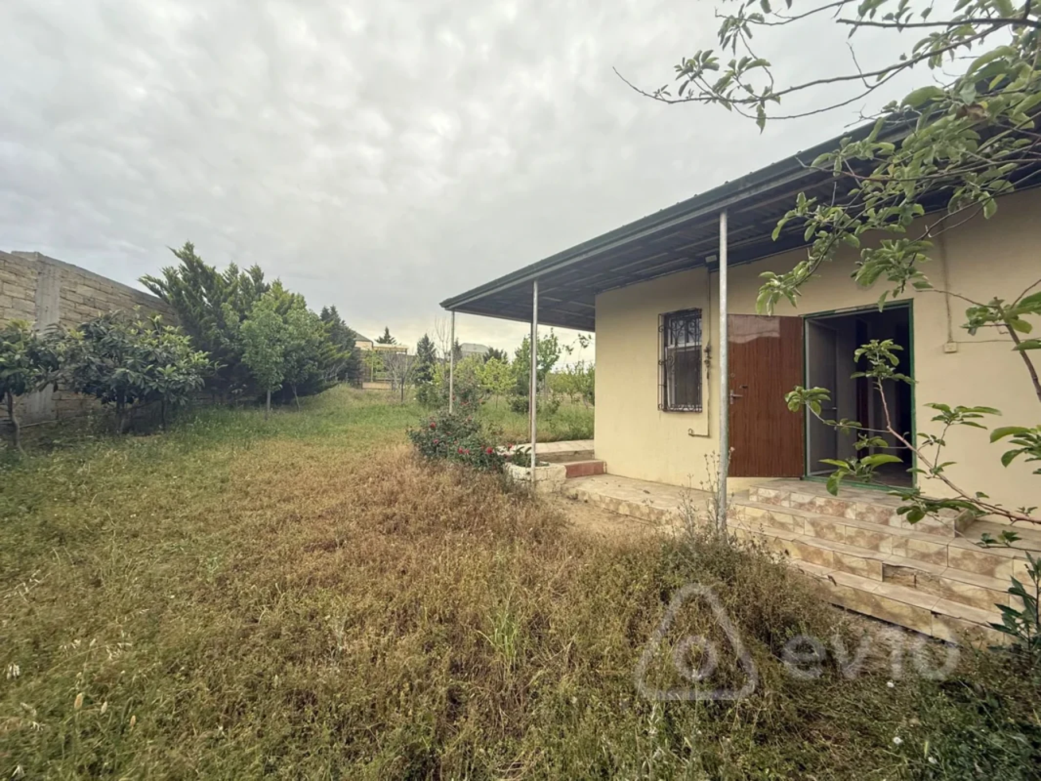 Satılır 1 otaqlı həyət evi 60 m²