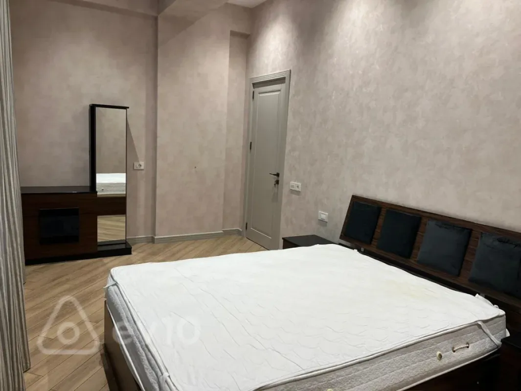 Kirayə verilir 2 otaqlı yeni tikili 93 m²