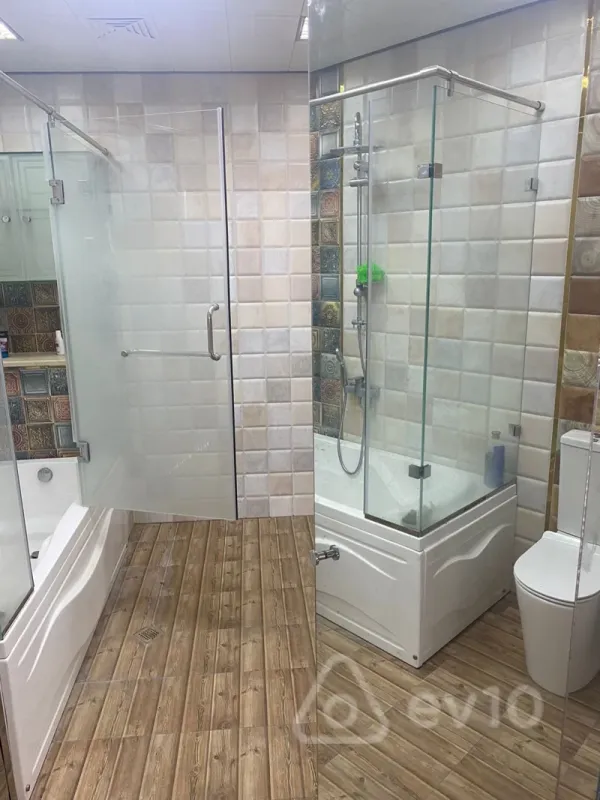 Kirayə verilir 3 otaqlı yeni tikili 160 m²