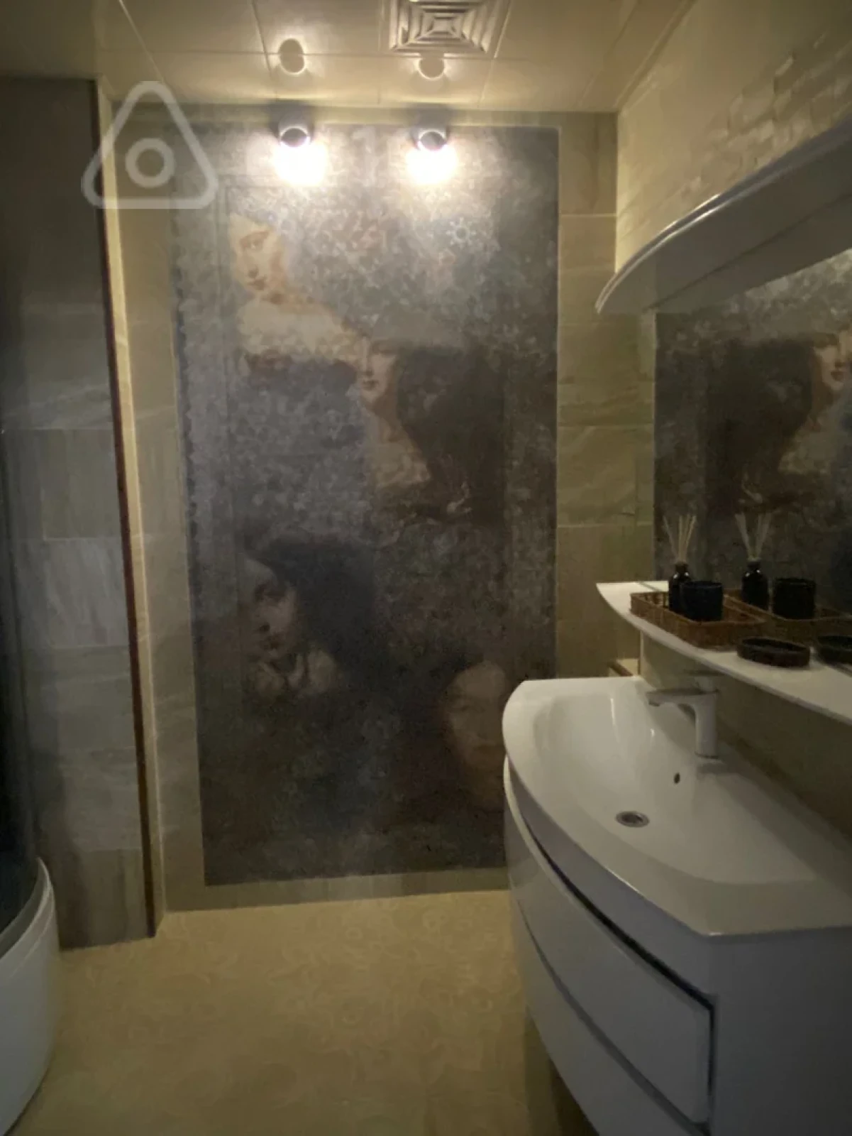 Kirayə verilir 3 otaqlı yeni tikili 160 m²