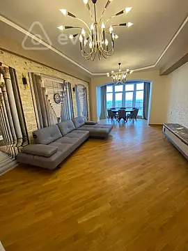Kirayə verilir 3 otaqlı yeni tikili 160 m² — Bakı, Xətai 3 otaq 160.00 m²