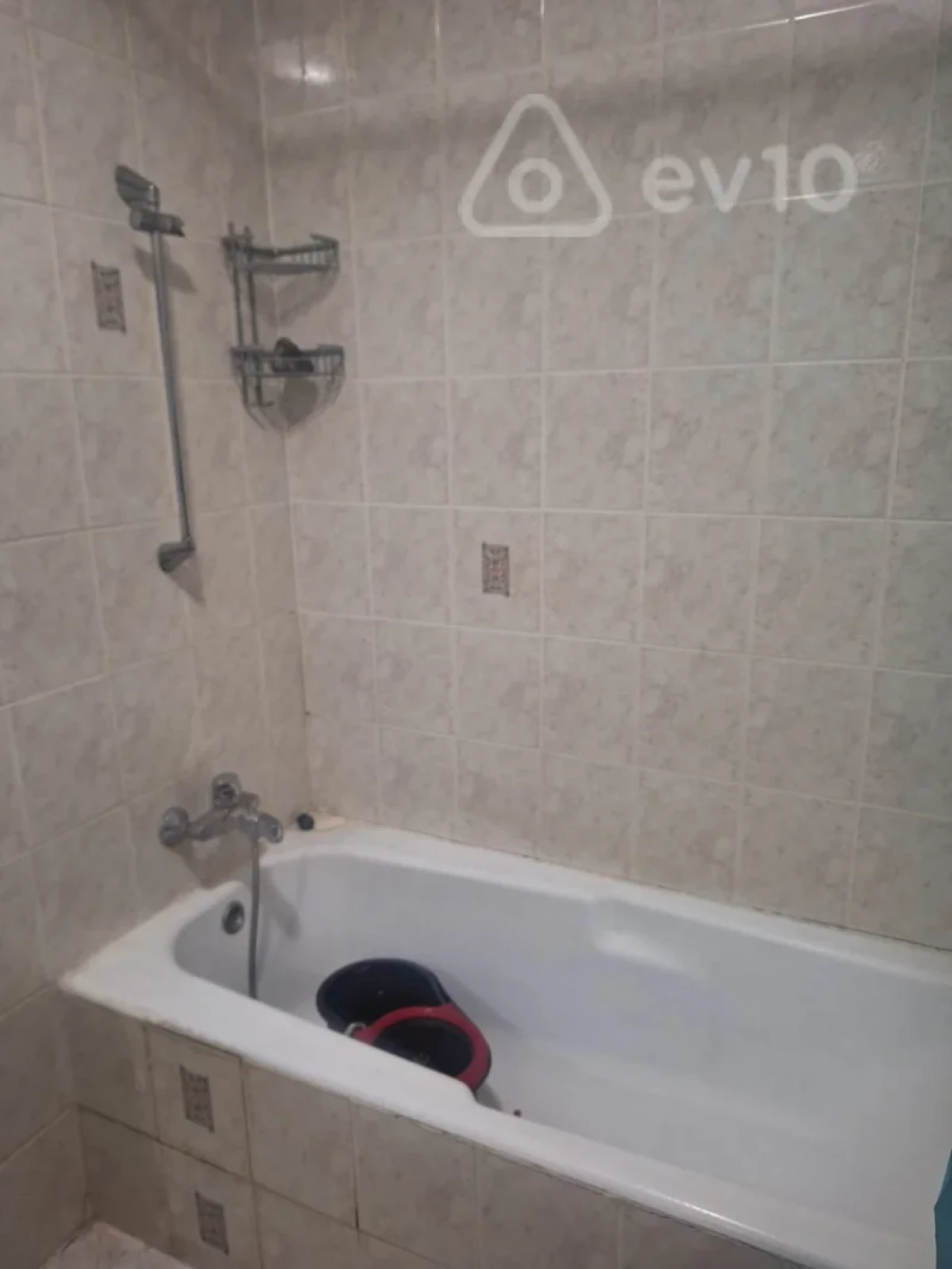 Kirayə verilir 3 otaqlı yeni tikili 125 m²