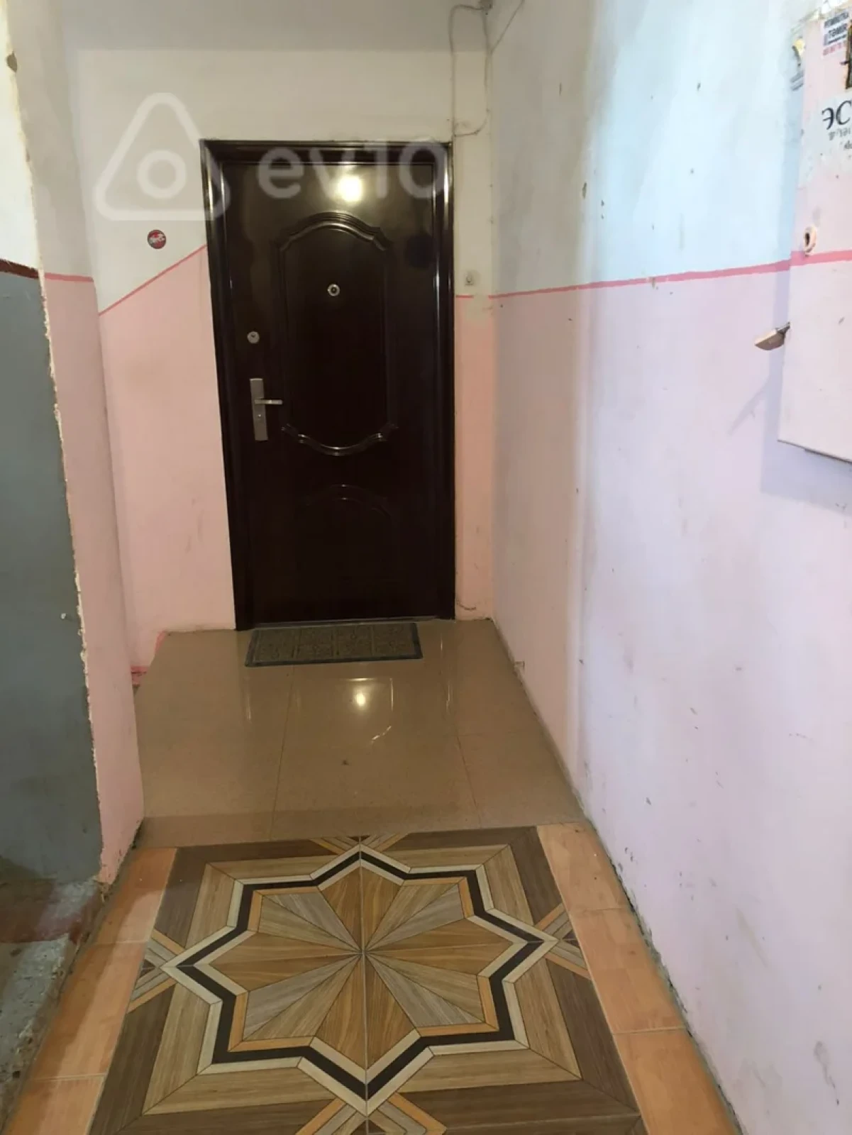 Kirayə verilir 2 otaqlı köhnə tikili 55 m²