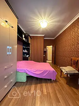 Kirayə verilir 3 otaqlı köhnə tikili 92 m²