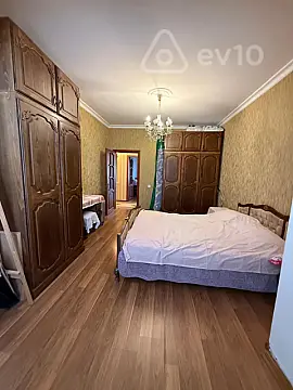 Kirayə verilir 3 otaqlı köhnə tikili 92 m²