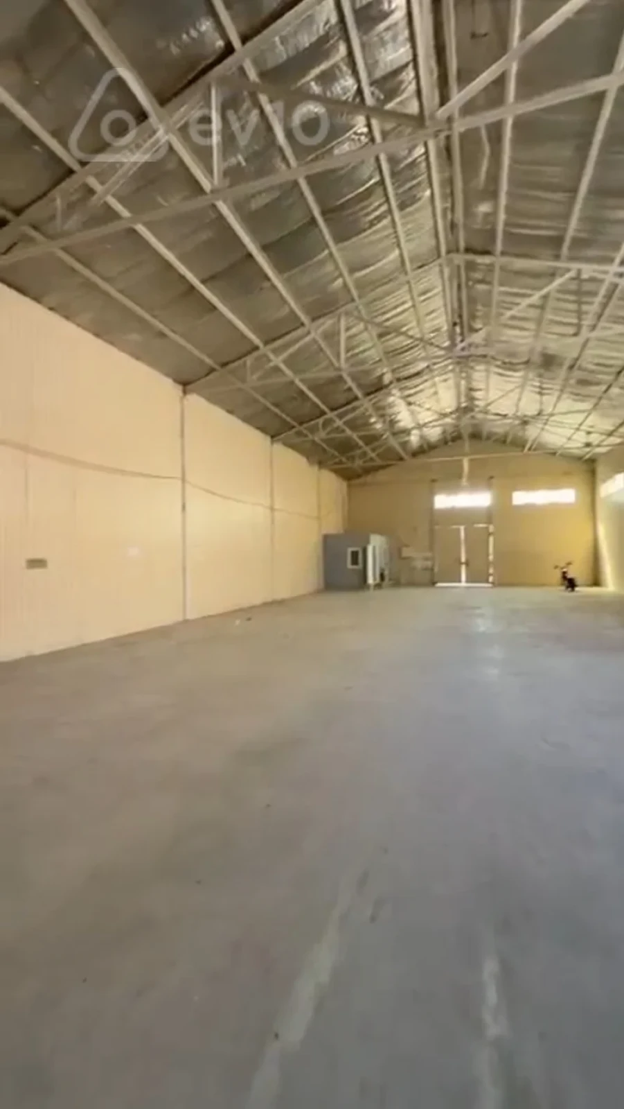 Kirayə verilir mənzil 980 m²