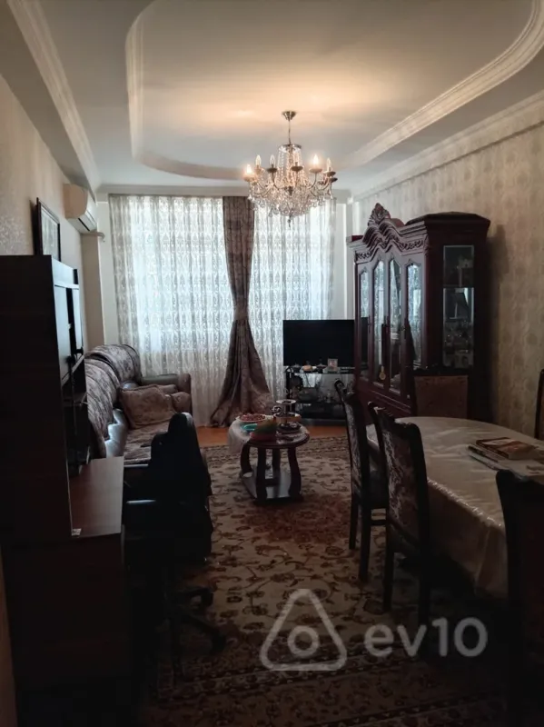 Satılır 2 otaqlı yeni tikili 72 m²