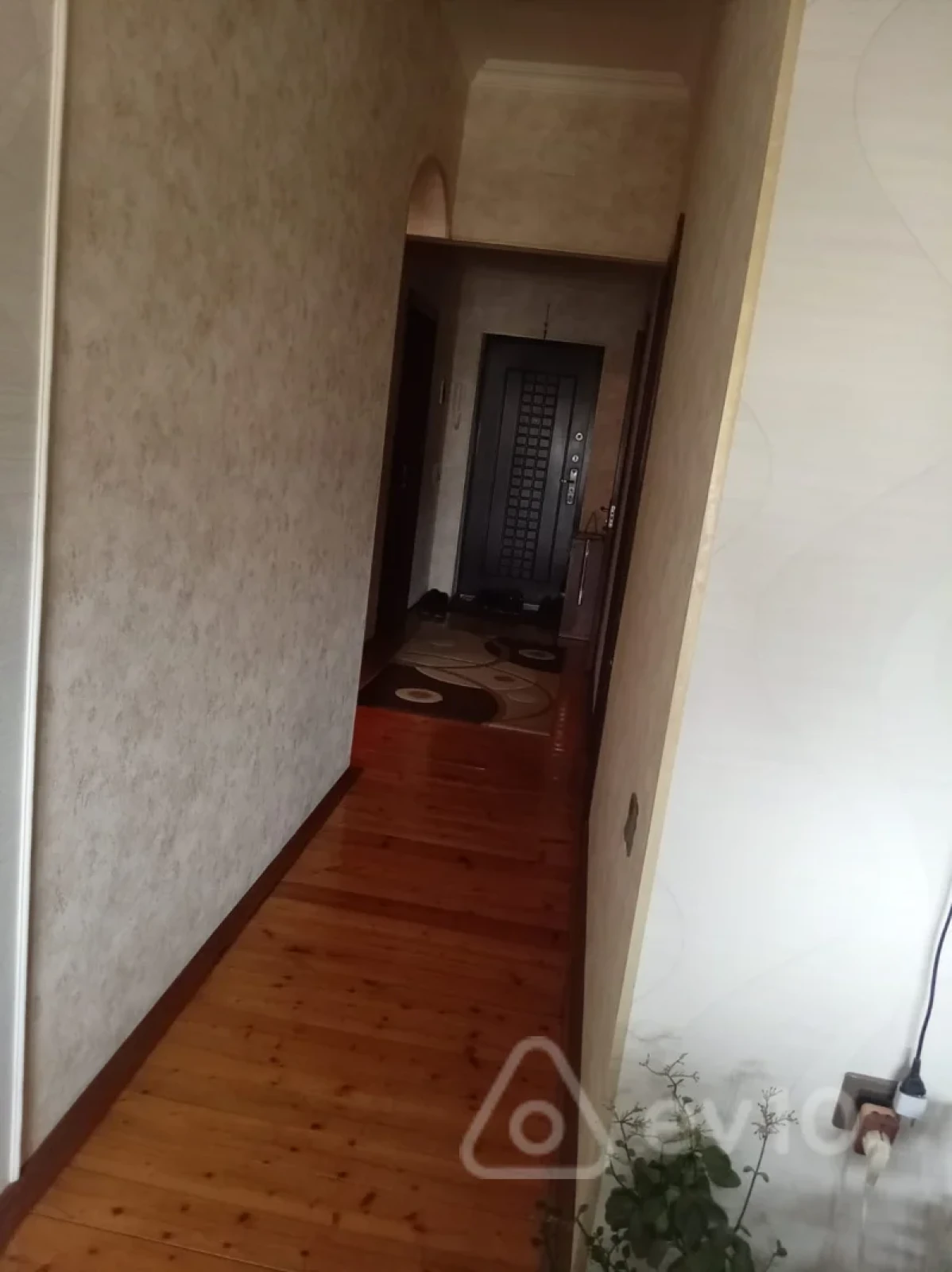 Satılır 2 otaqlı yeni tikili 72 m²