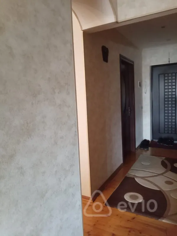 Satılır 2 otaqlı yeni tikili 72 m²