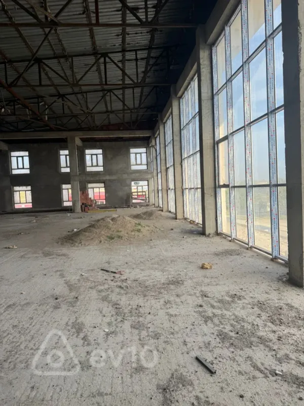 Satılır mənzil 1530 m²