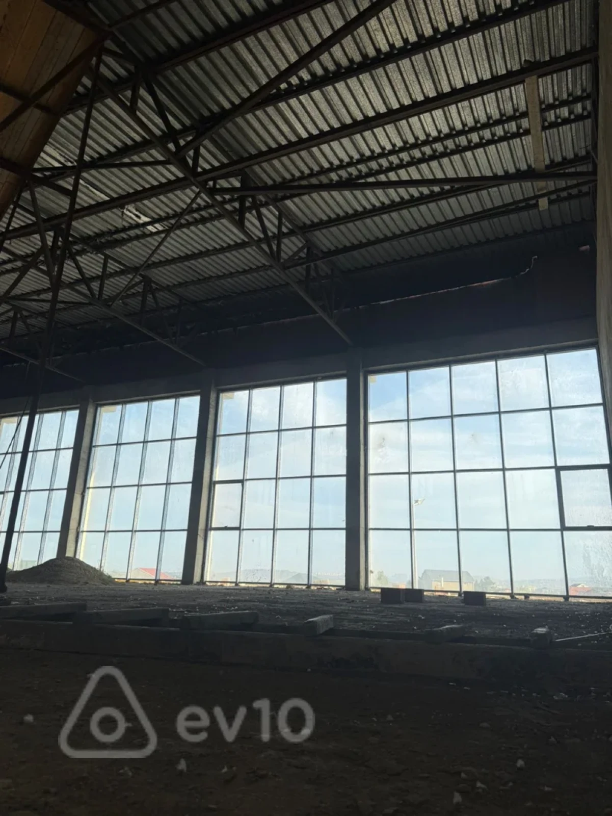 Satılır mənzil 1530 m²