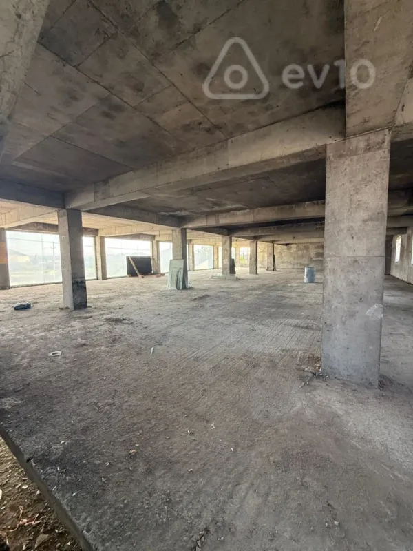 Satılır mənzil 1530 m²