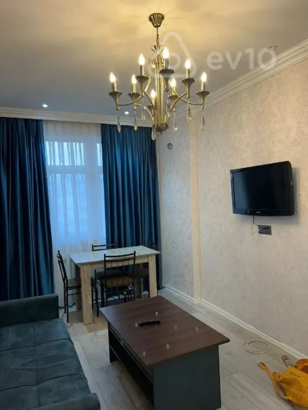 Kirayə verilir 2 otaqlı yeni tikili 53 m²