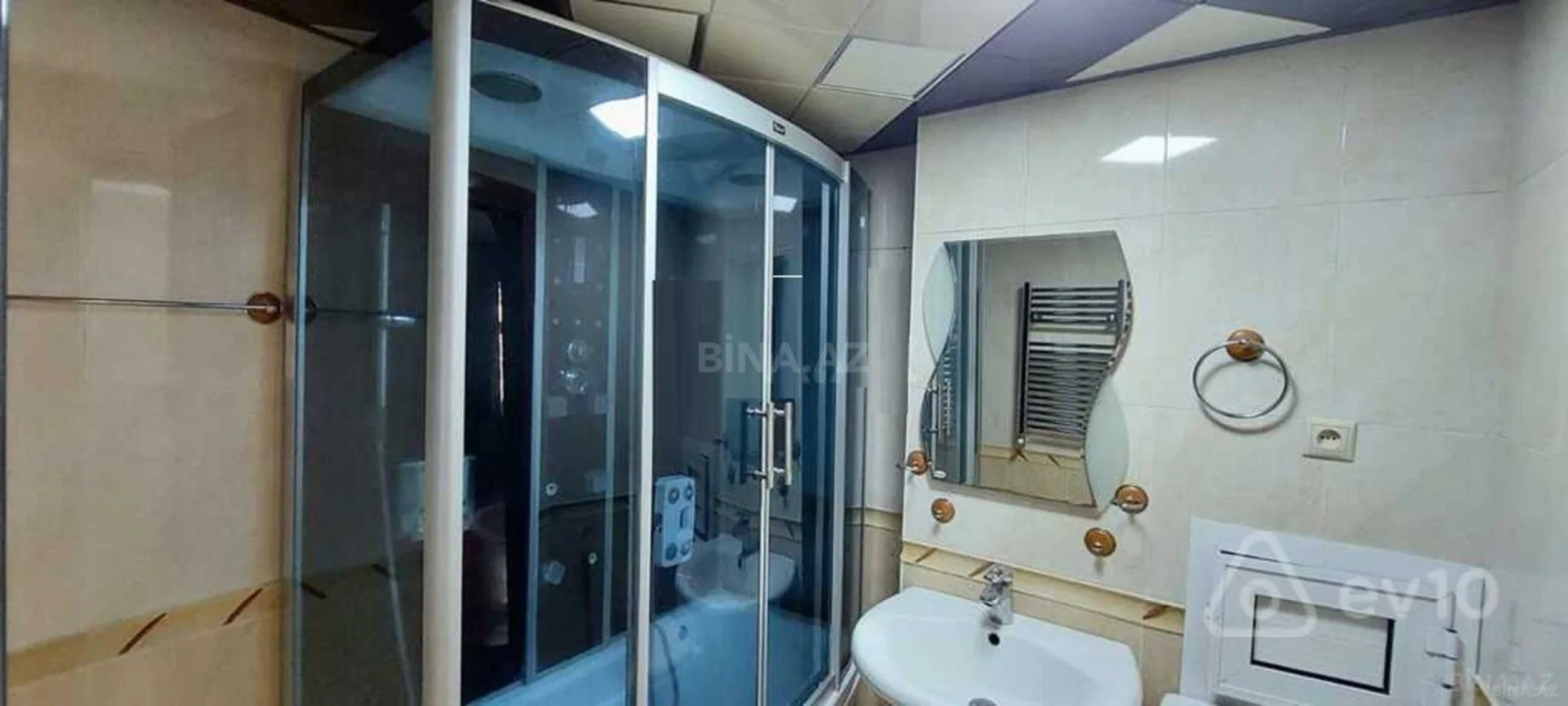 Kirayə verilir 3 otaqlı yeni tikili 115 m²