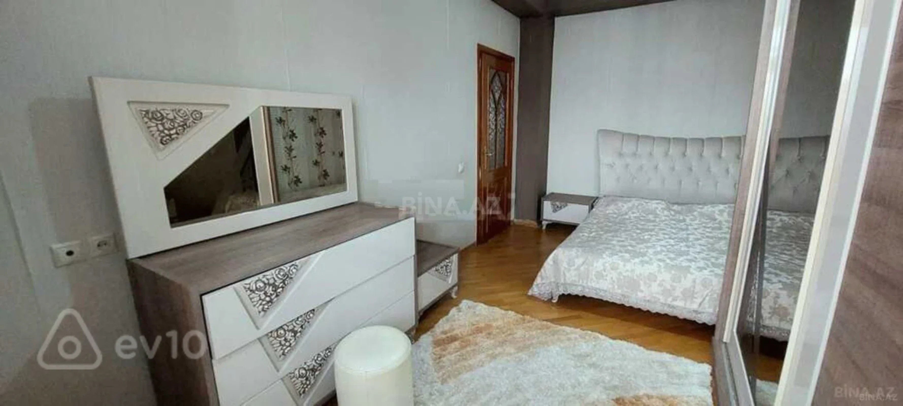 Kirayə verilir 3 otaqlı yeni tikili 115 m²