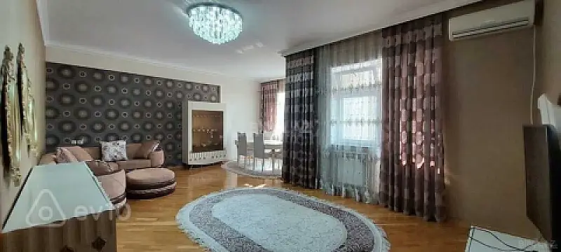 Kirayə verilir 3 otaqlı yeni tikili 115 m²
