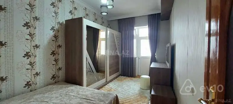 Kirayə verilir 3 otaqlı yeni tikili 115 m²