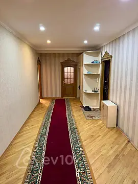 Kirayə verilir 3 otaqlı yeni tikili 170 m²