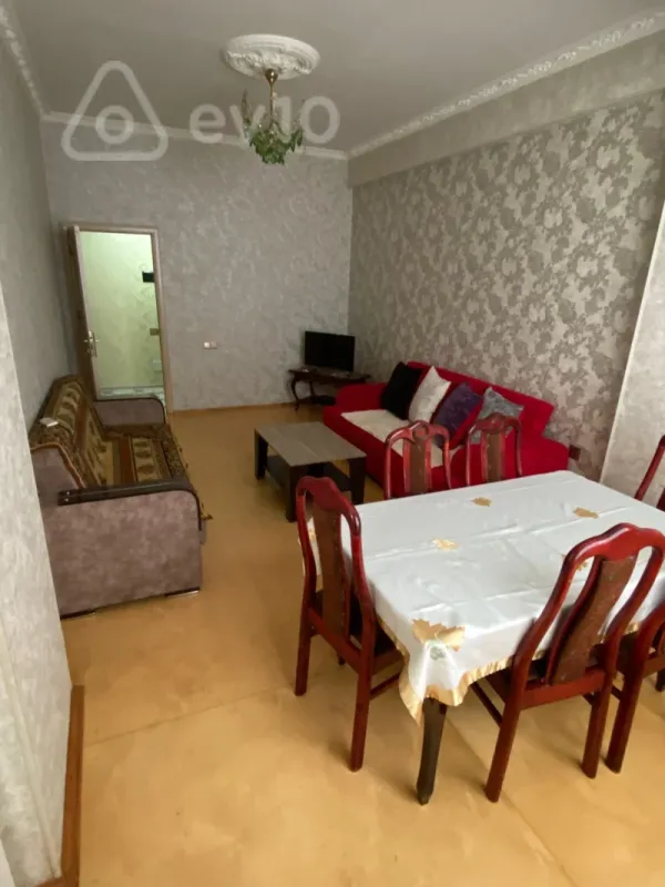Kirayə verilir 2 otaqlı yeni tikili 80 m²