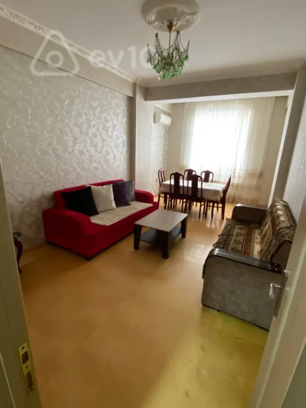 Kirayə verilir 2 otaqlı yeni tikili 80 m²