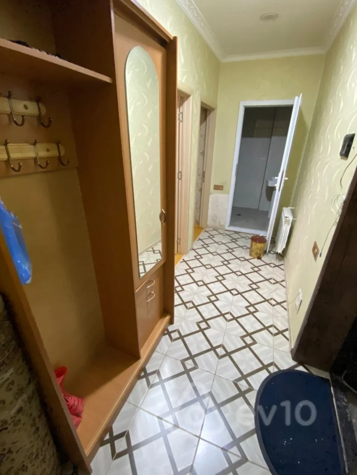 Kirayə verilir 2 otaqlı yeni tikili 80 m²