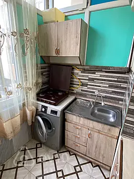 Kirayə verilir 2 otaqlı yeni tikili 80 m²