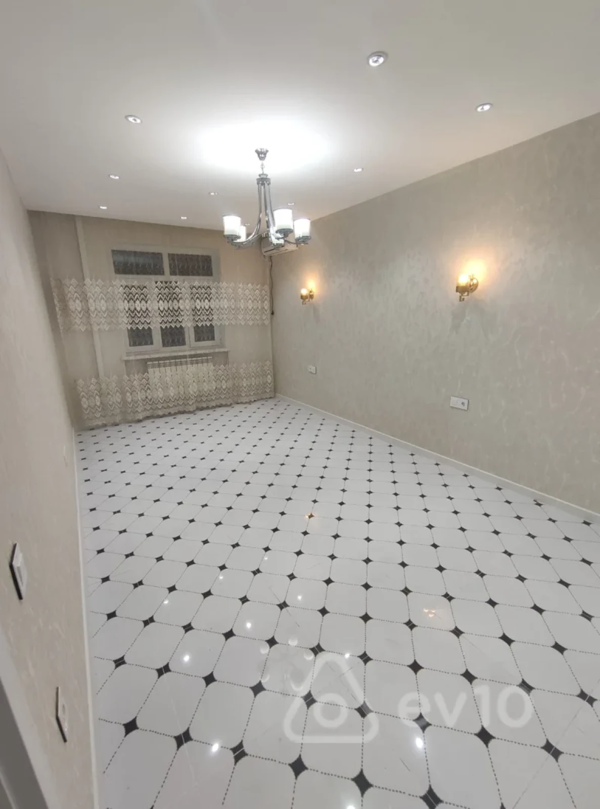 Kirayə verilir 3 otaqlı köhnə tikili 75 m²