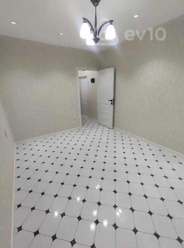 Kirayə verilir 3 otaqlı köhnə tikili 75 m²