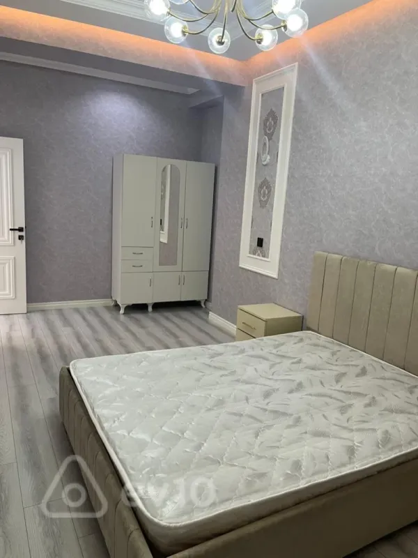 Kirayə verilir 3 otaqlı yeni tikili 85 m²