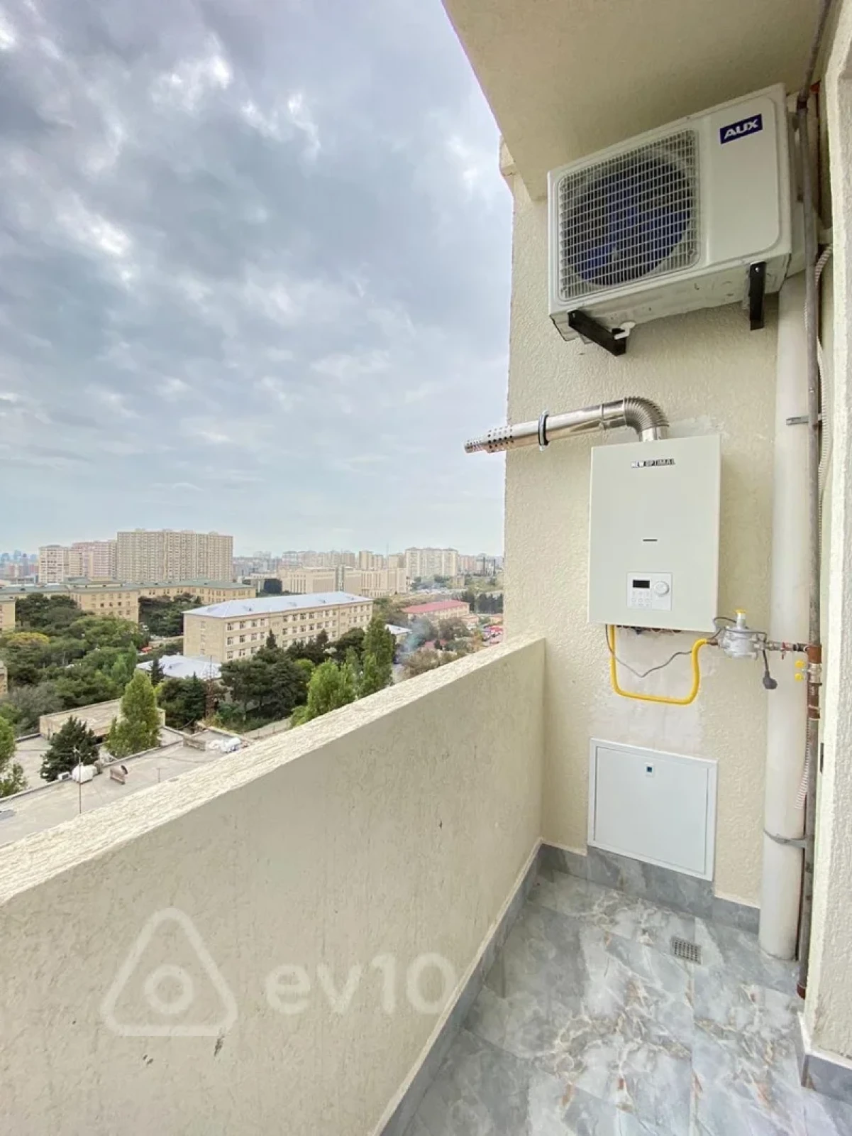 Kirayə verilir 3 otaqlı yeni tikili 85 m²