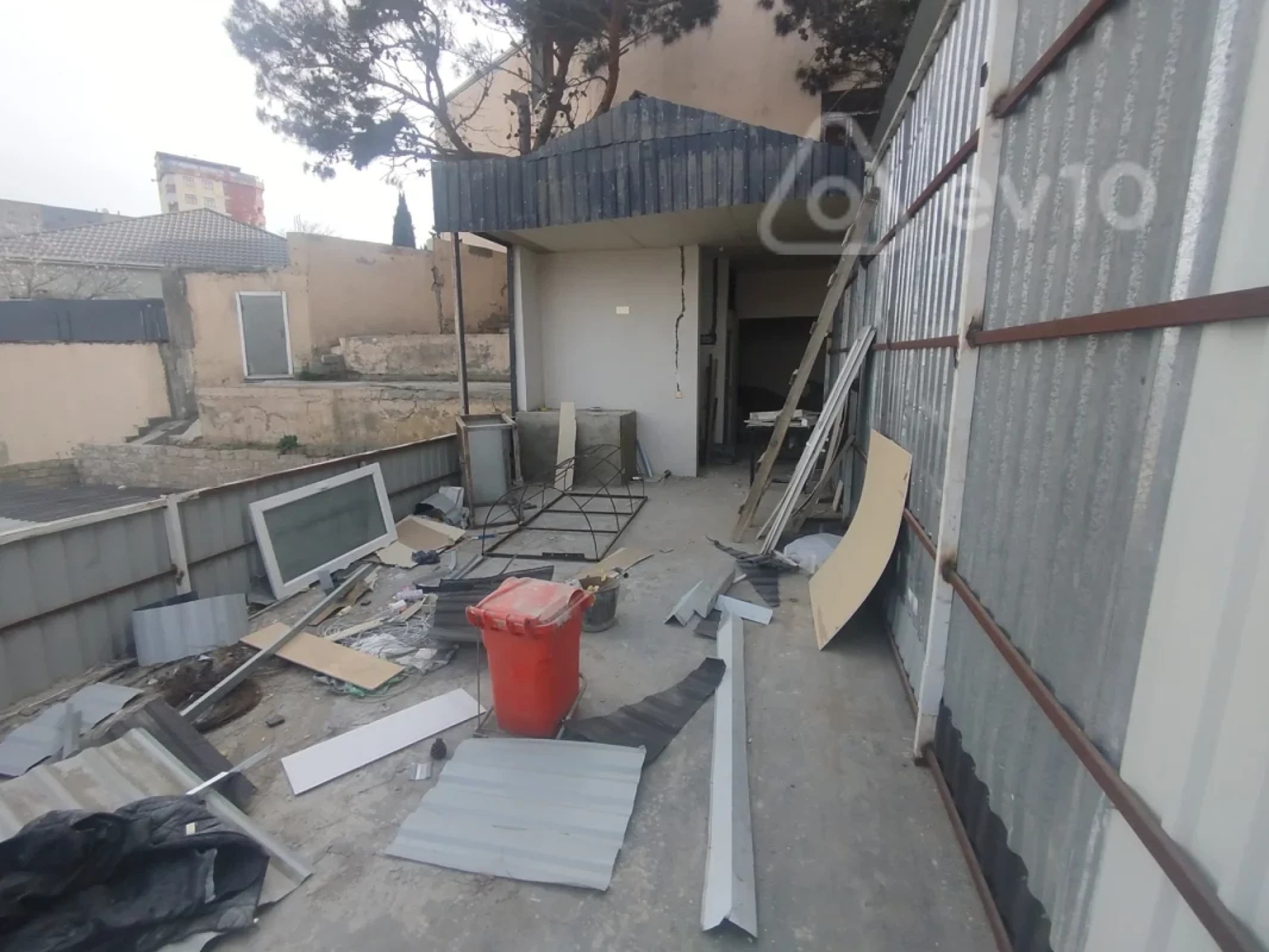 Satılır mənzil 45 m²