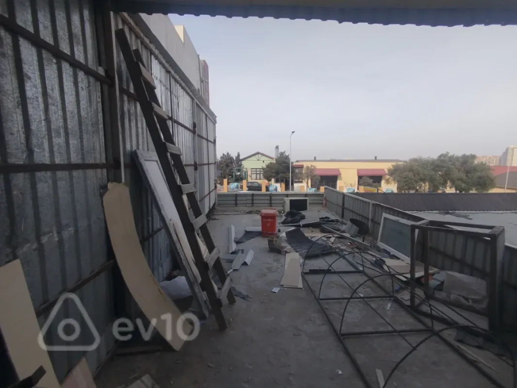 Satılır mənzil 45 m²