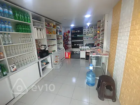 Satılır mənzil 45 m²