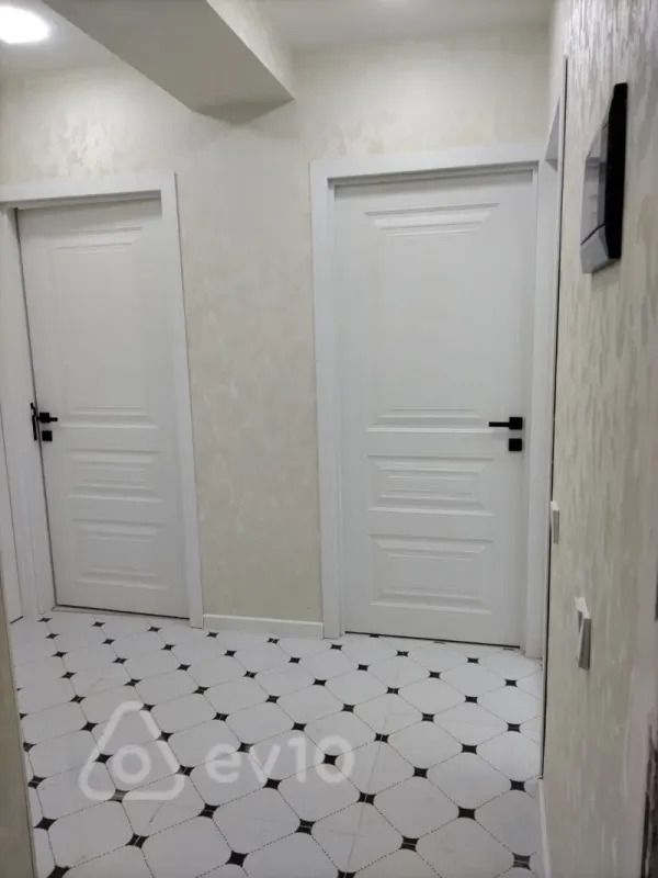 Kirayə verilir 2 otaqlı yeni tikili 70 m²