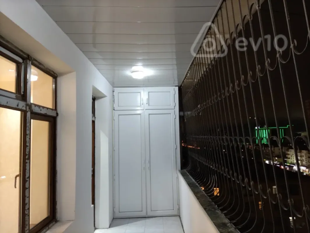 Kirayə verilir 2 otaqlı yeni tikili 70 m²