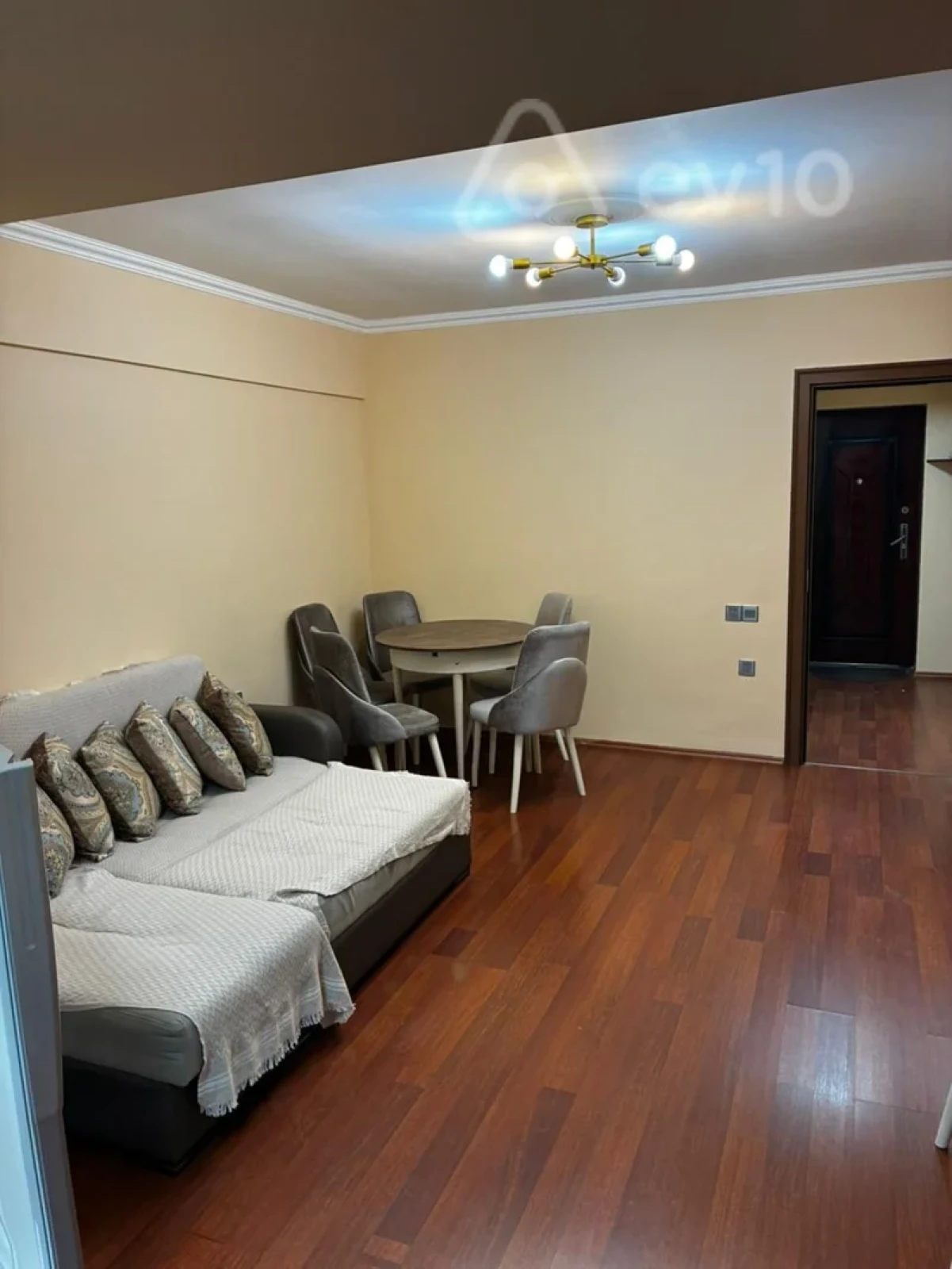 Kirayə verilir 1 otaqlı yeni tikili 42 m²