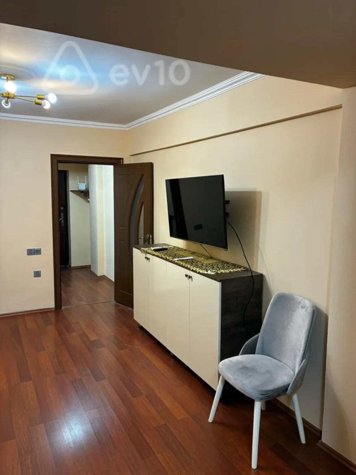 Kirayə verilir 1 otaqlı yeni tikili 42 m²